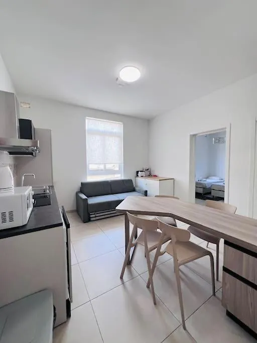 Sunshine Court Apartment No 4 Sliema 0*,  Malta